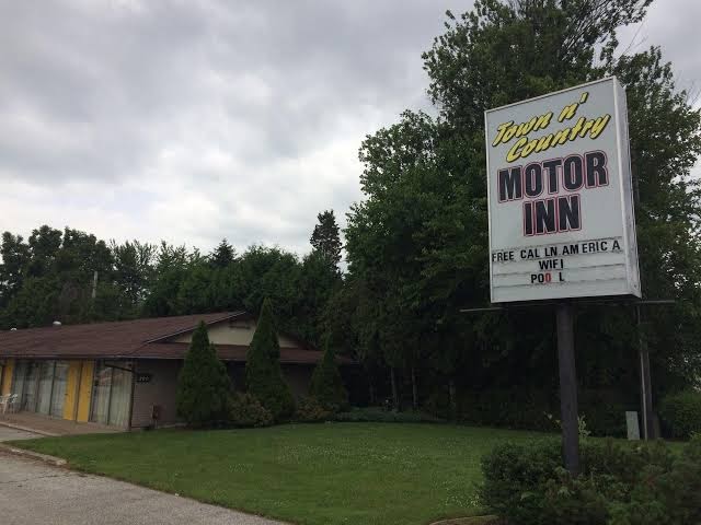 Town'n Country Motor Inn